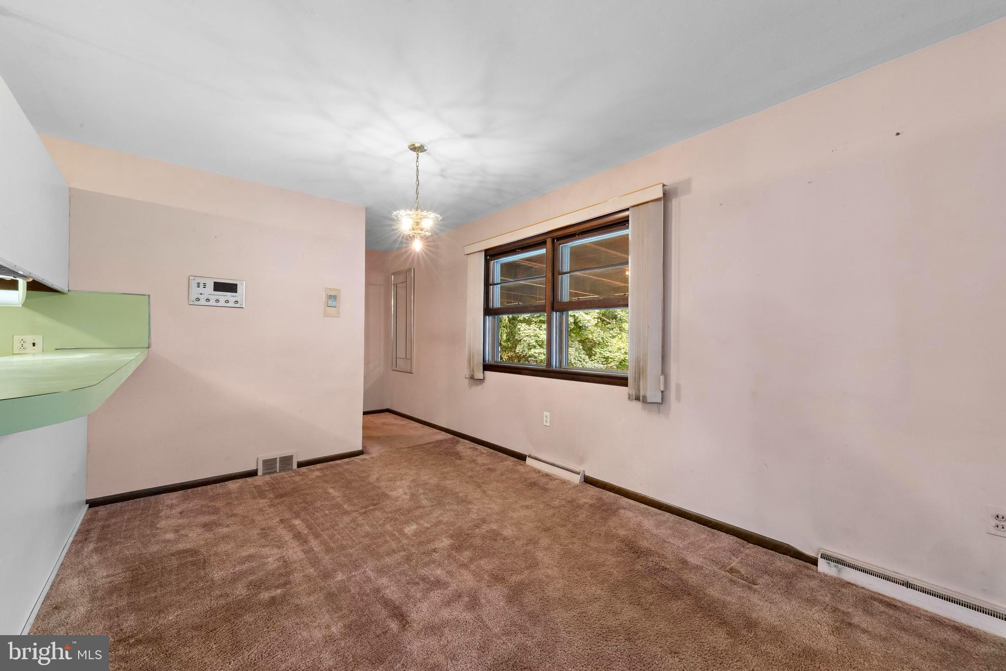 7 SOMMERS ROAD