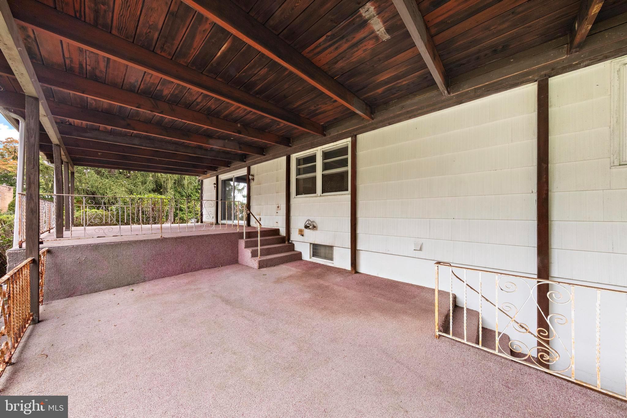7 SOMMERS ROAD
