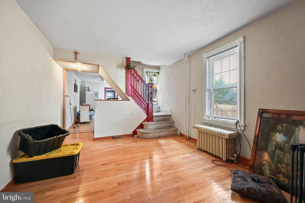813 SPRUCE STREET