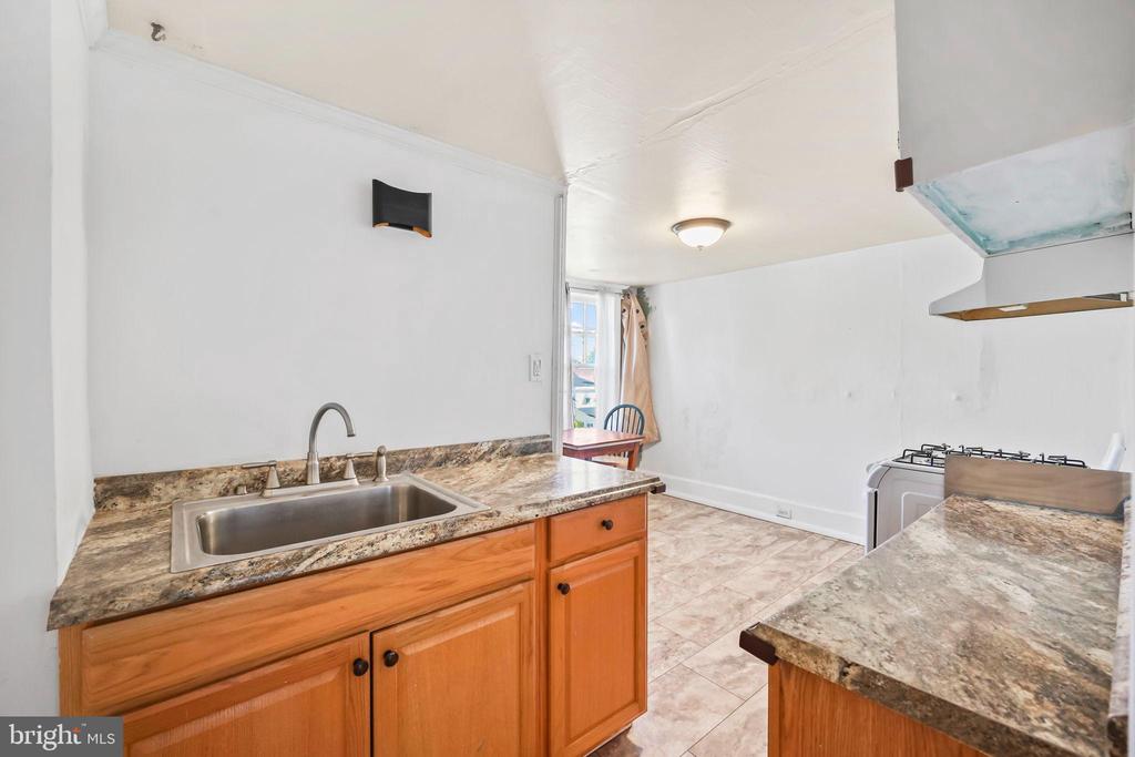 336 COLUMBUS AVENUE