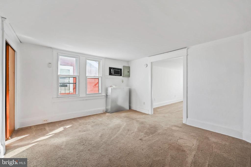 336 COLUMBUS AVENUE