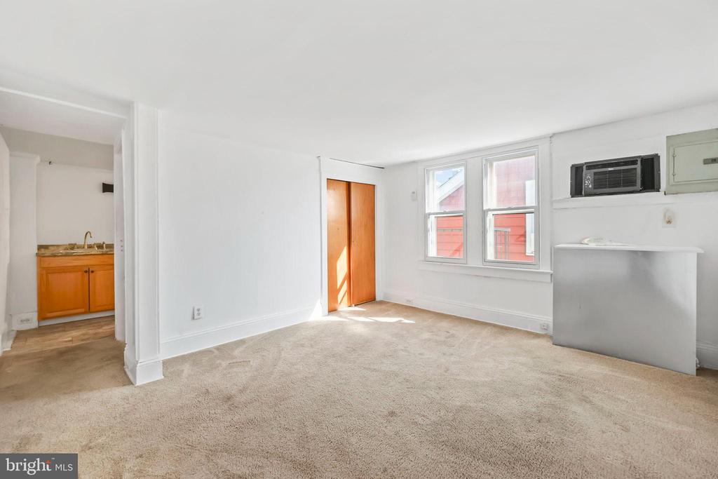 336 COLUMBUS AVENUE