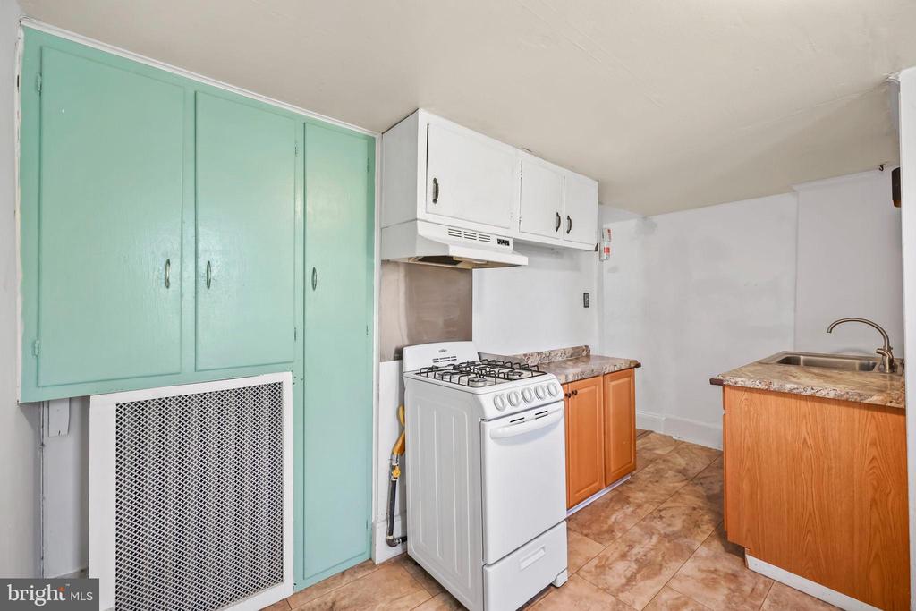 336 COLUMBUS AVENUE