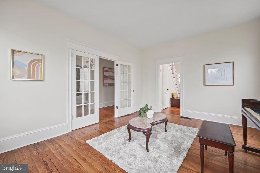 38 MERCER STREET