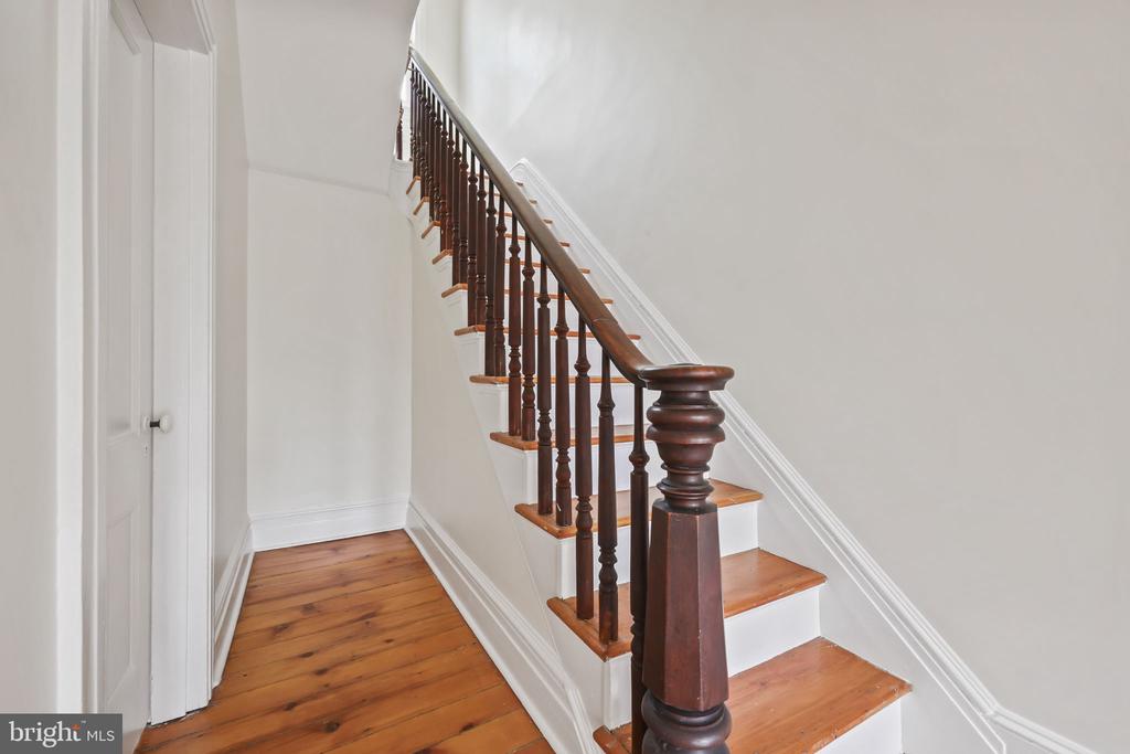 38 MERCER STREET