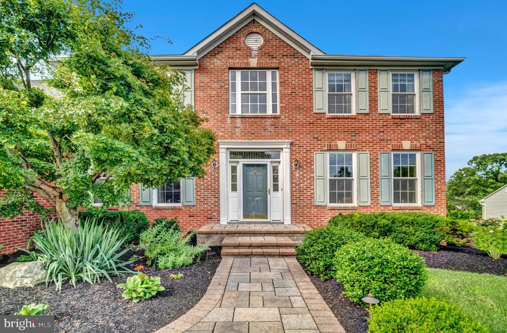 7 ANDERSON LANE