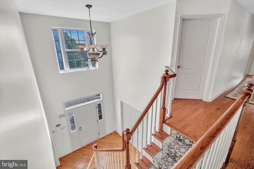 7 ANDERSON LANE