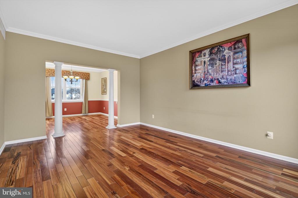 7 ANDERSON LANE