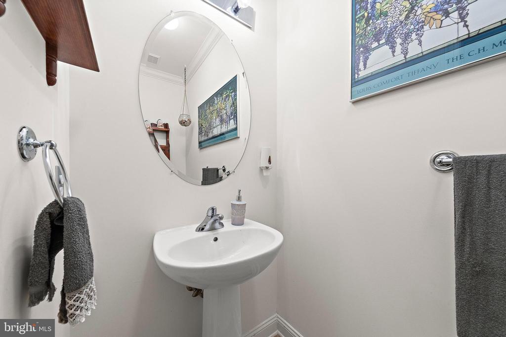 3 VENTANA COURT