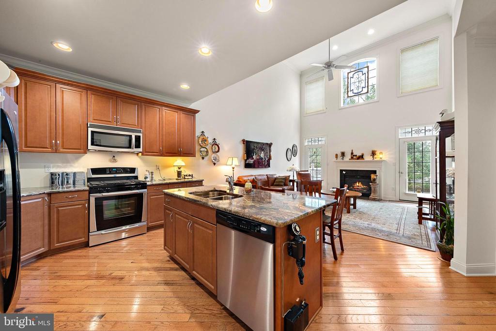 3 VENTANA COURT
