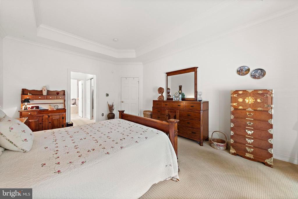 3 VENTANA COURT