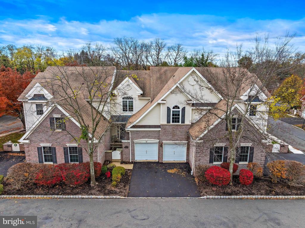 3 VENTANA COURT
