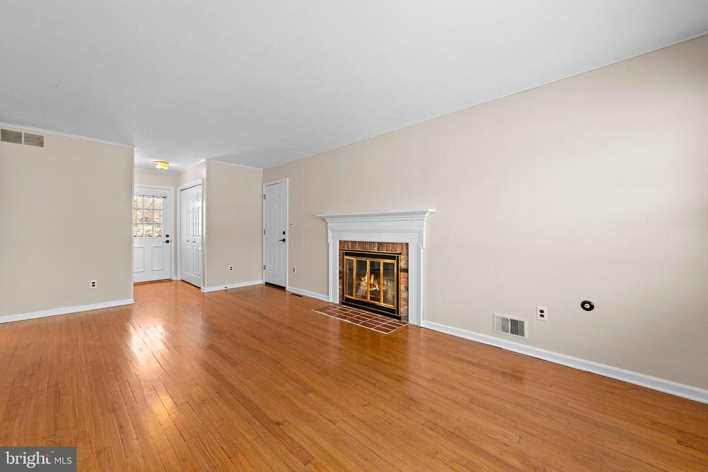 12 BERKSHIRE DRIVE
