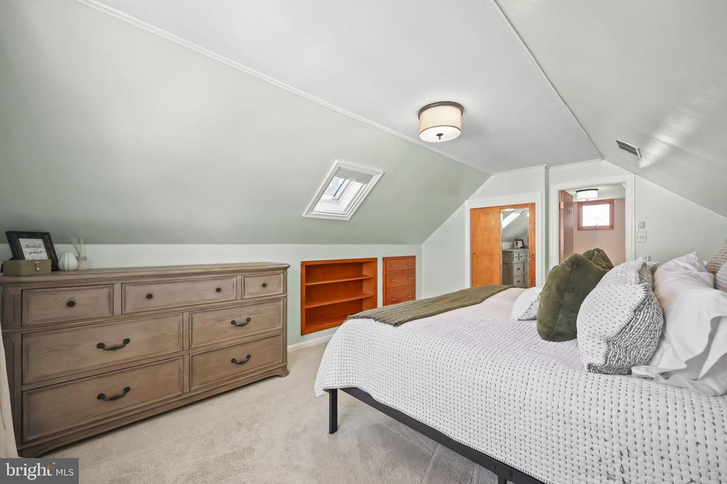 17 MAGUIRE ROAD