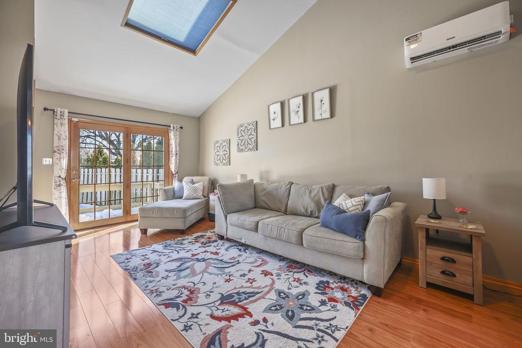 17 MAGUIRE ROAD