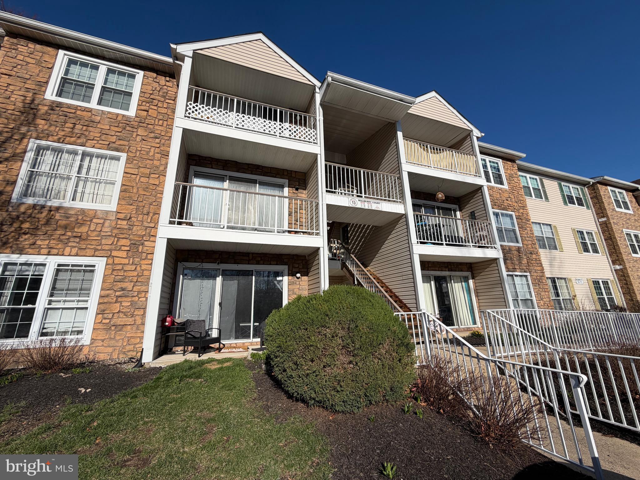 65 MULBERRY COURT