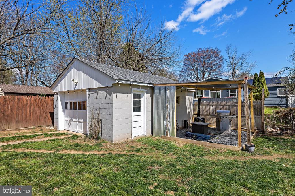 32 EWINGVILLE ROAD