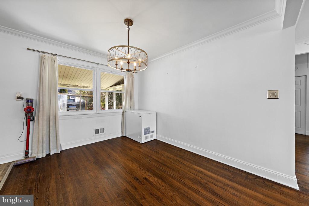 32 EWINGVILLE ROAD