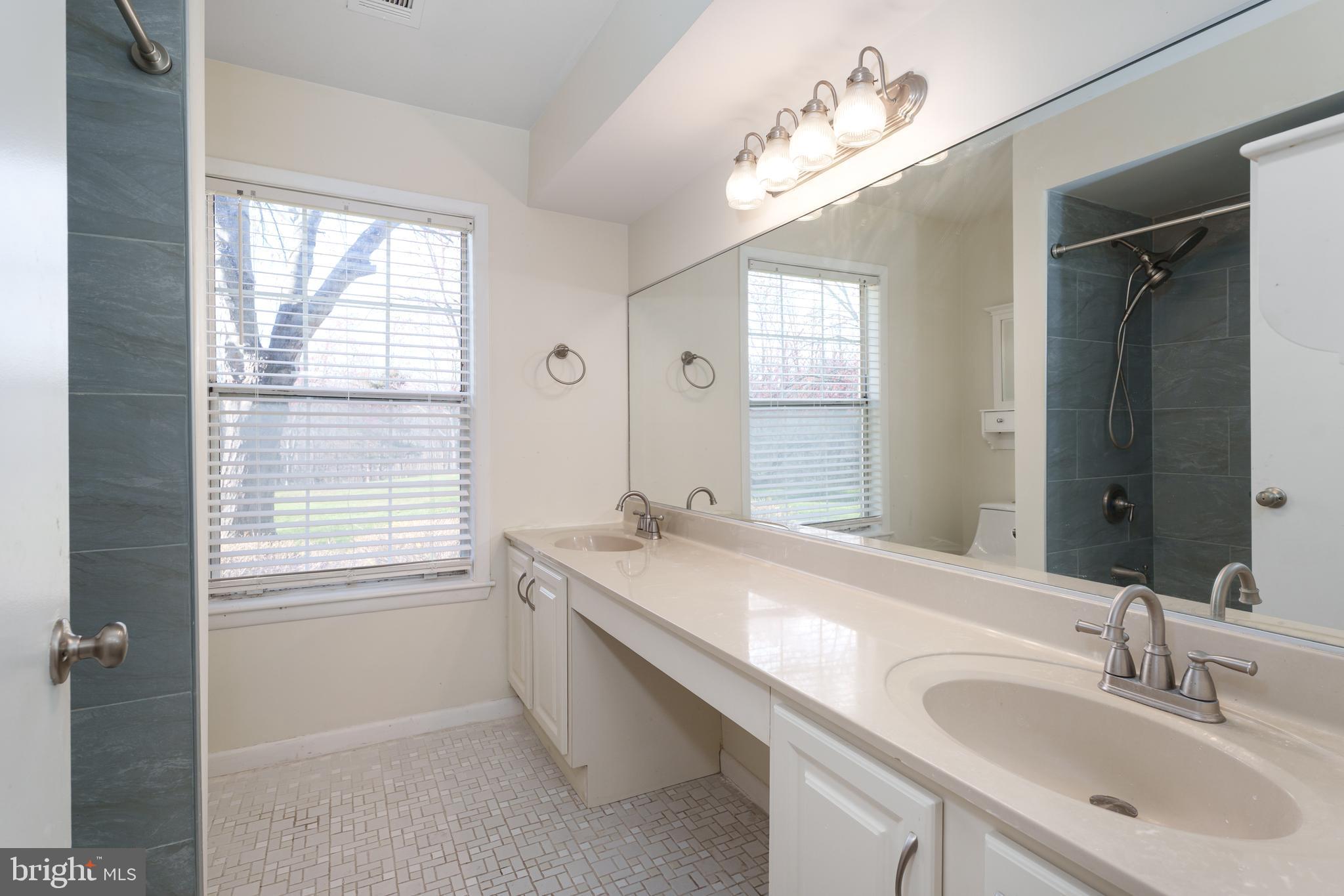 206 SALEM COURT 3