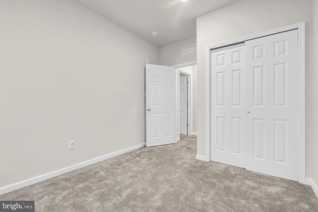 606 PARKER BOULEVARD
