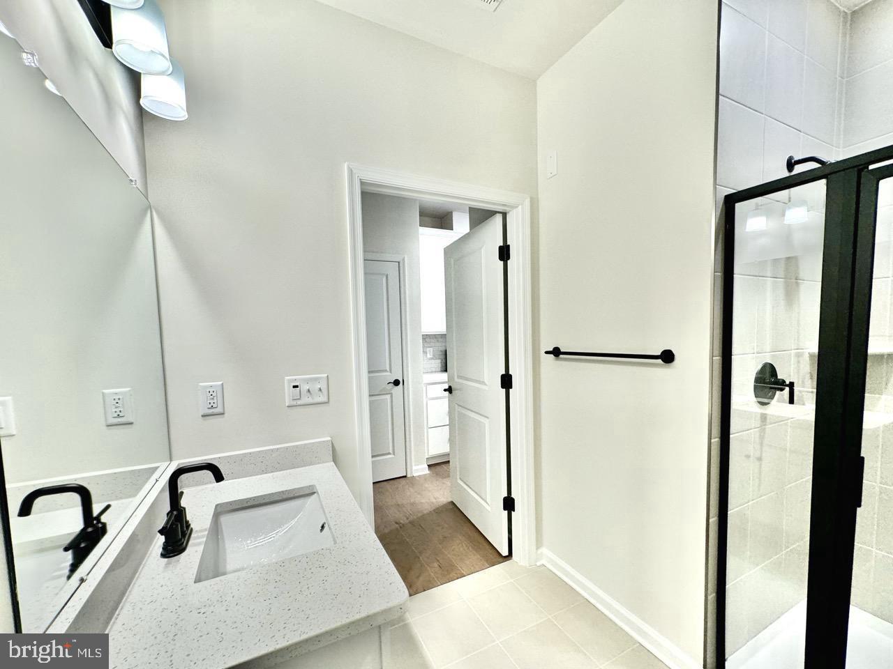 606 PARKER BOULEVARD