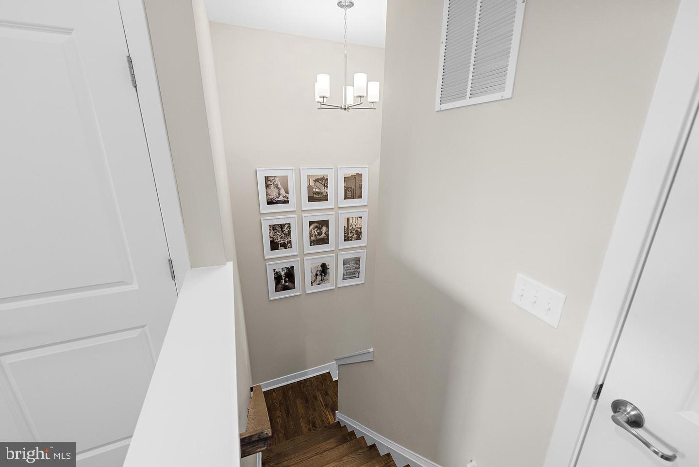 153 JOHN VANZANDT DRIVE