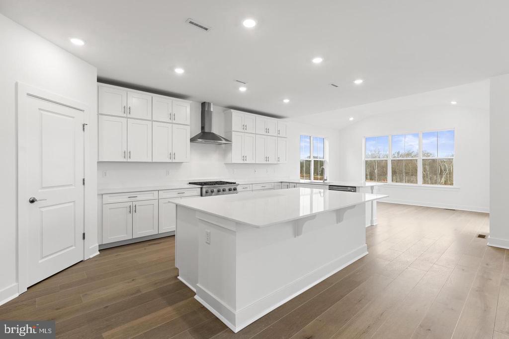 61 AARON TRUEHART