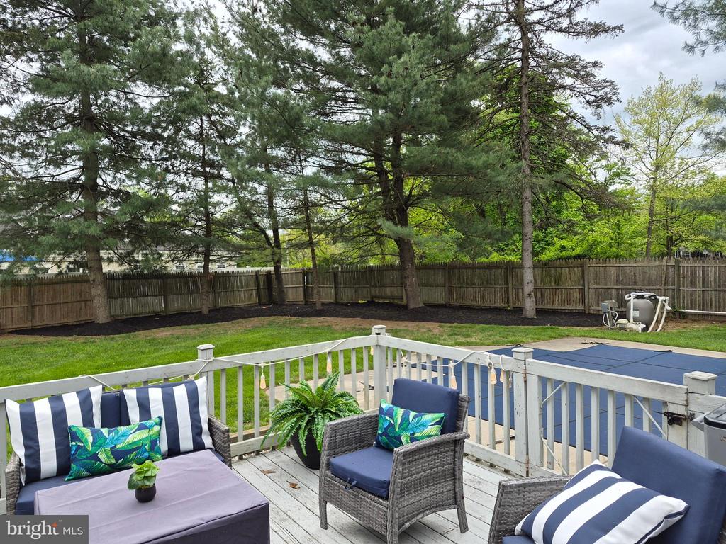 261 UPPER FERRY ROAD