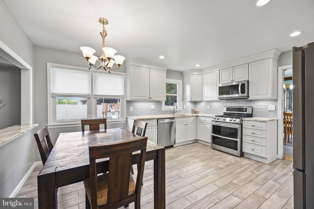 33 RAY DWIER DRIVE