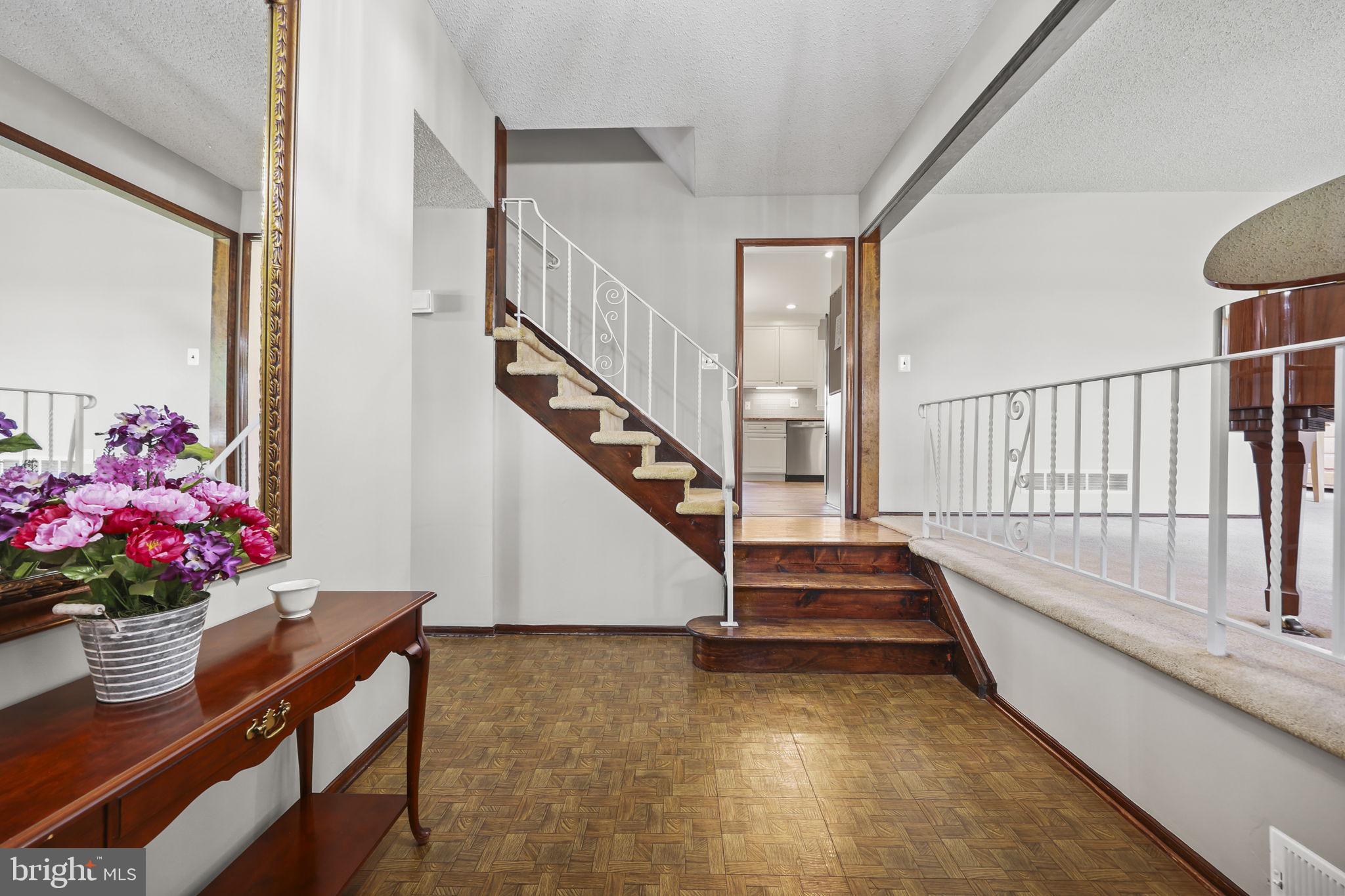 33 RAY DWIER DRIVE