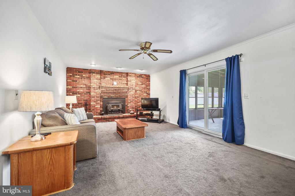 33 RAY DWIER DRIVE