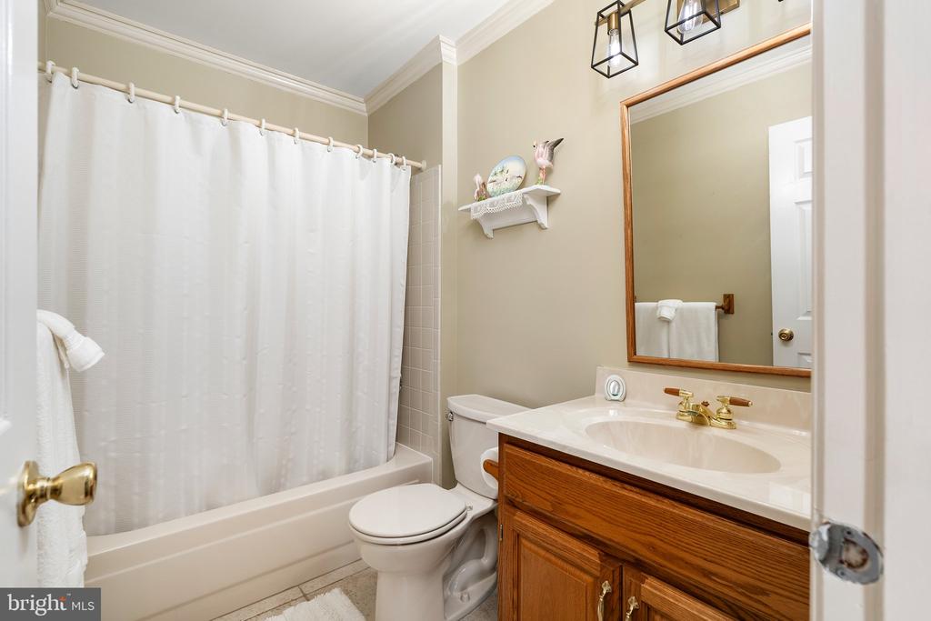 7 ENDSLEIGH PLACE
