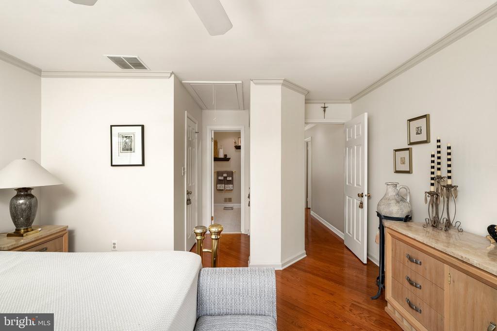 7 ENDSLEIGH PLACE