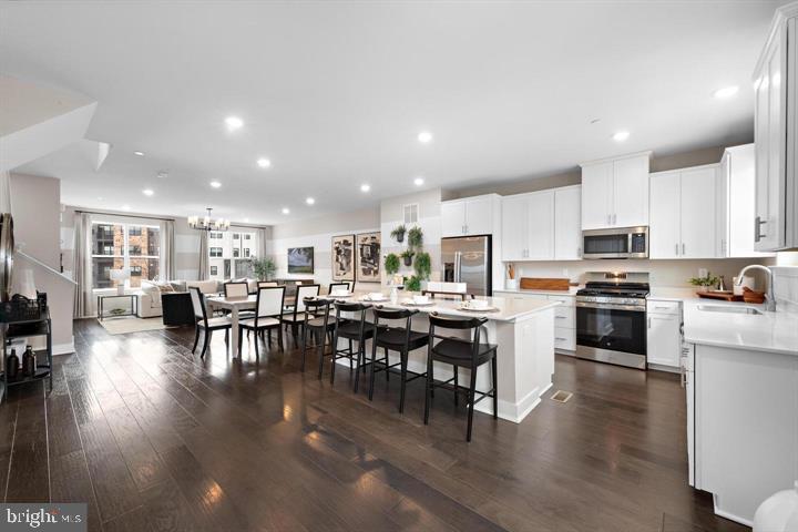 118 EARL HUBBARD DRIVE