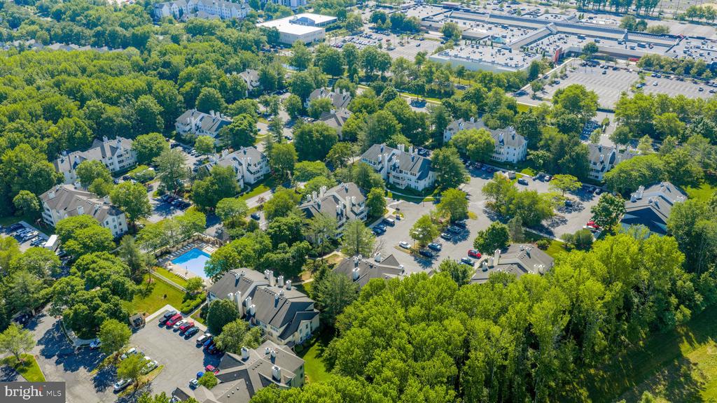 101 LASSEN COURT 4