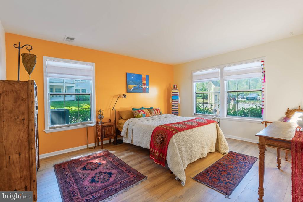 101 LASSEN COURT 4