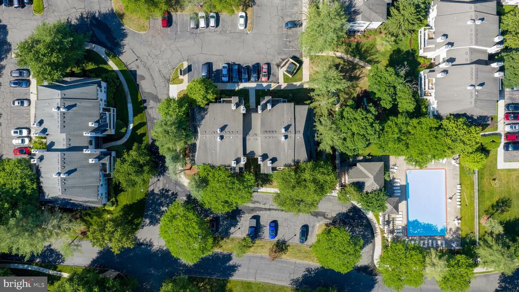 101 LASSEN COURT 4