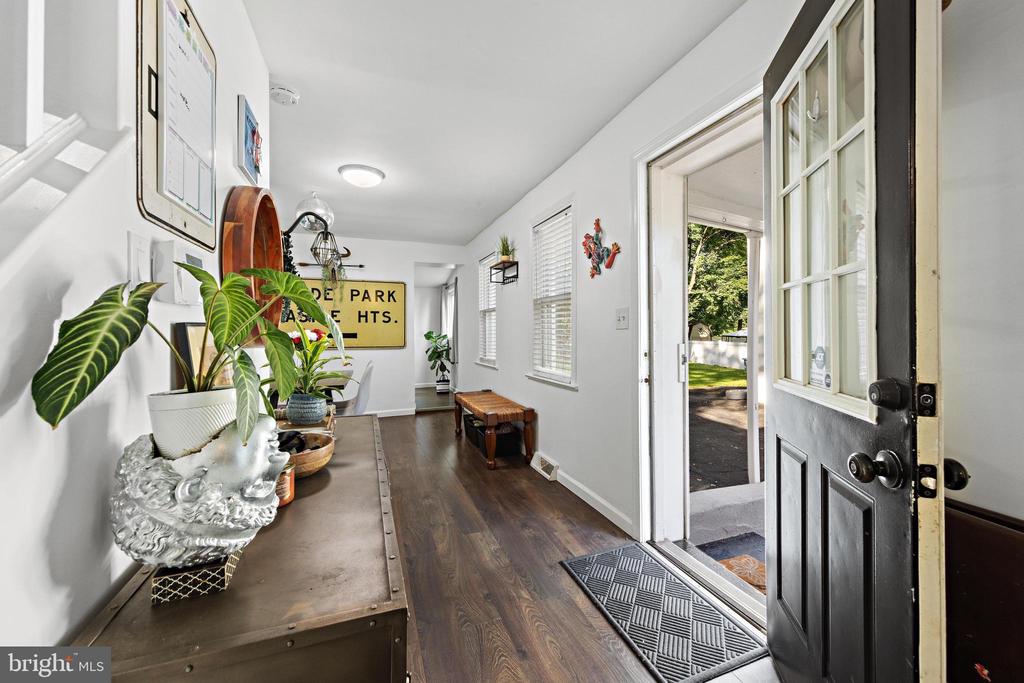 241 ROSELAND AVENUE