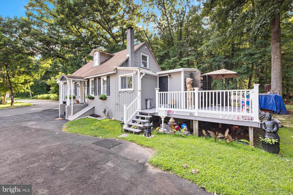 241 ROSELAND AVENUE