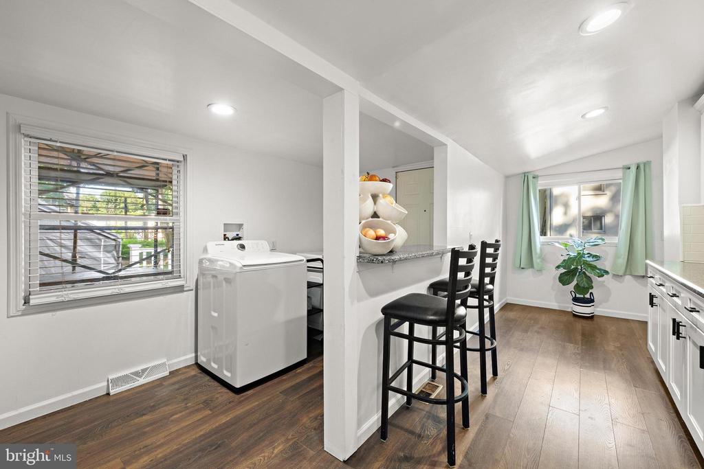 241 ROSELAND AVENUE