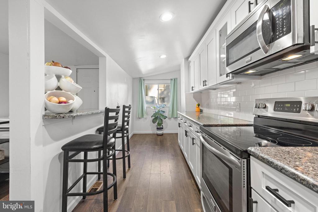 241 ROSELAND AVENUE