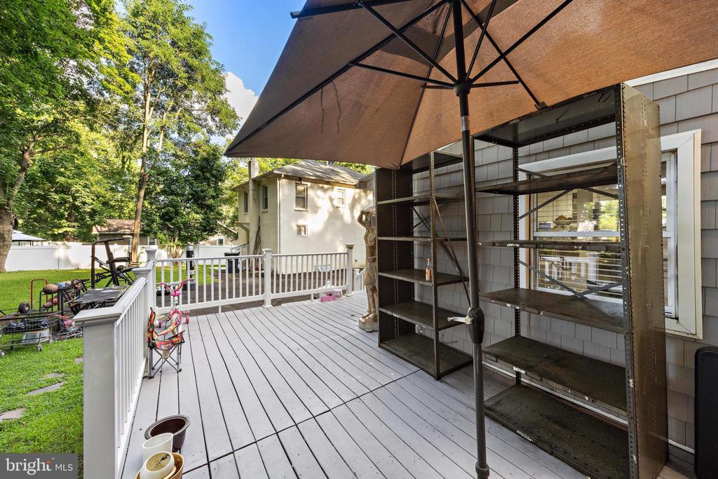 241 ROSELAND AVENUE