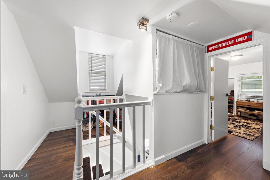 241 ROSELAND AVENUE
