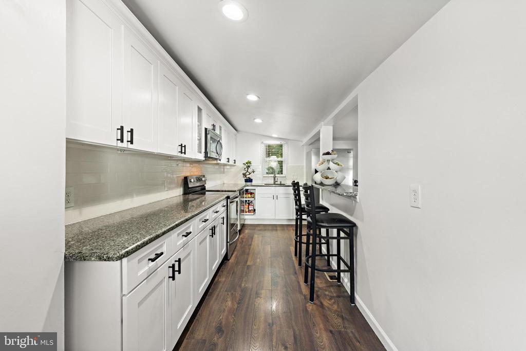 241 ROSELAND AVENUE