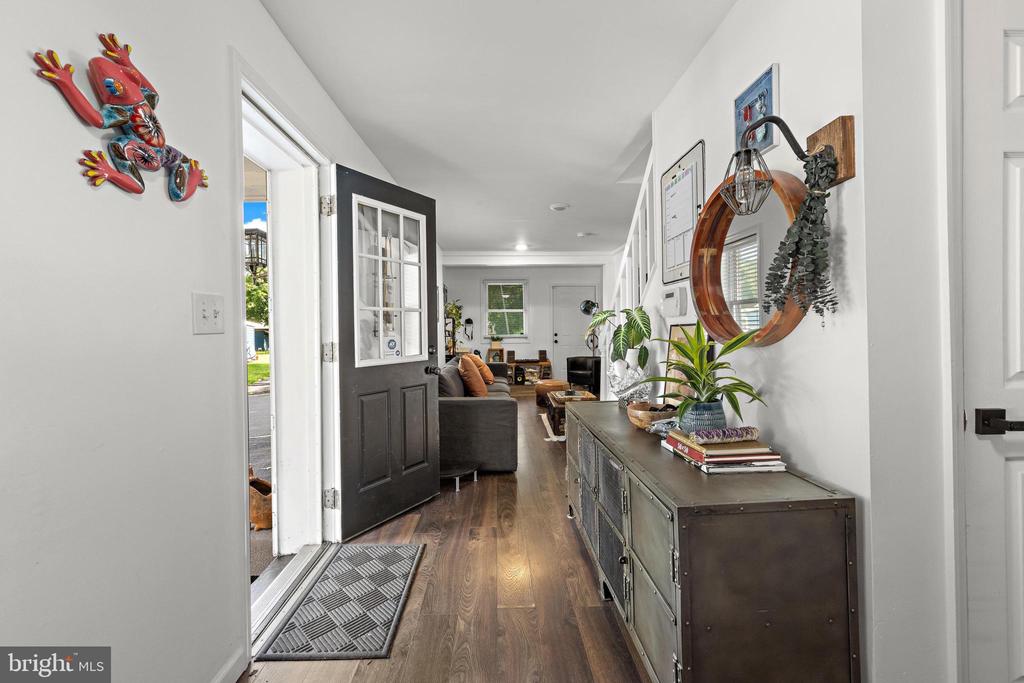 241 ROSELAND AVENUE