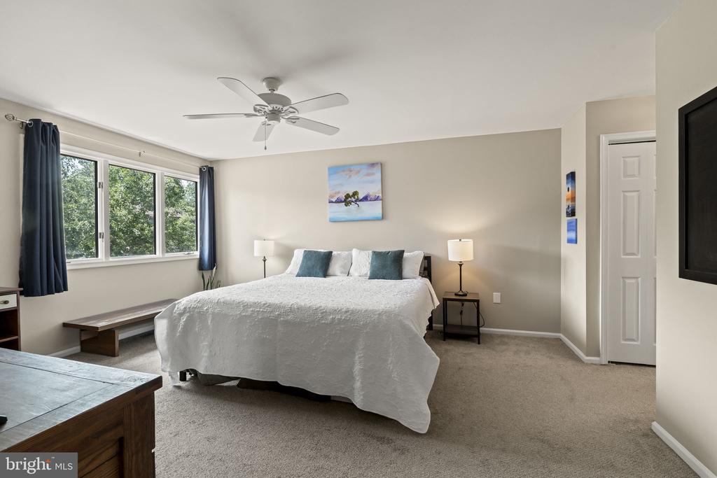 51 WOODMONT