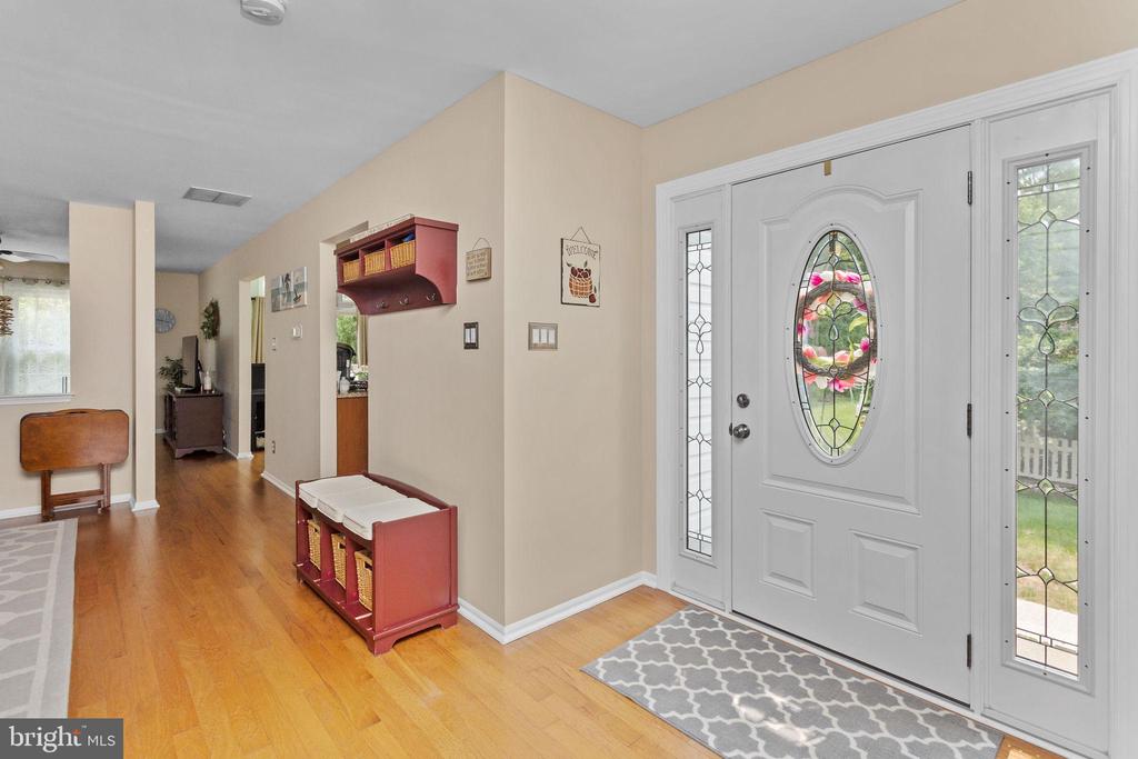220 BROMLEY PLACE