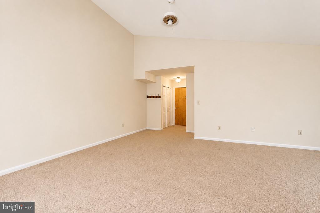107 LASSEN COURT Unit: 11