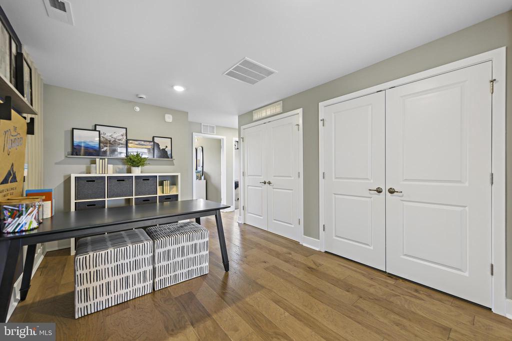330 CORA BERGEN BLVD