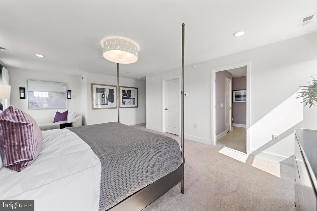330 CORA BERGEN BLVD